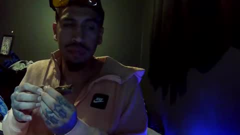 Snapshot of bustnfatloads2 chatting on 10-16-25, 11:11 bustnfatloads2 online show from 10-16-25, 11:11