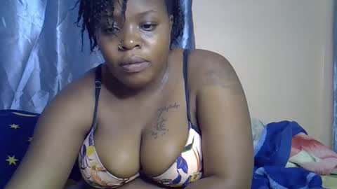 Snapshot of busty_garlie chatting on 02-21-26, 02:18 Jojo online show from 02-21-26, 02:18