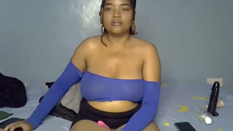 busty kenzi online show from 06-09-26, 06:52