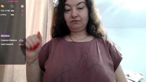Snapshot of bustyemma chatting on 05-03-26, 10:21 Emma online show from 05-03-26, 10:21