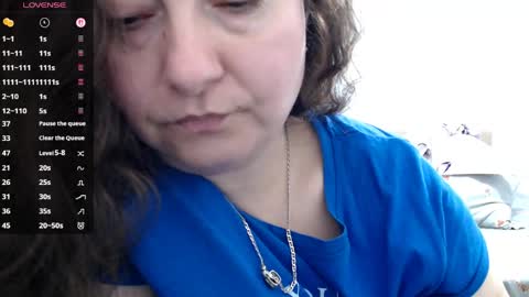 Snapshot of bustyemma chatting on 05-06-26, 10:53 Emma online show from 05-06-26, 10:53