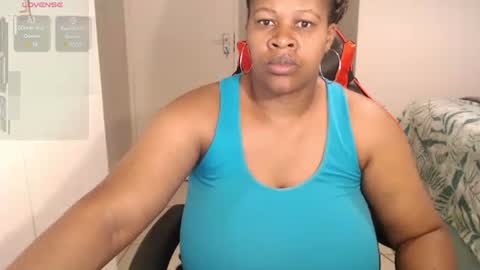 Snapshot of bustylisa85 chatting on 01-11-25, 06:56 lisa online show from 01-11-25, 06:56