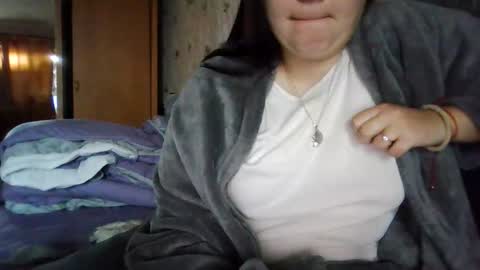 butterfly18988 online show from 11-07-25, 09:09