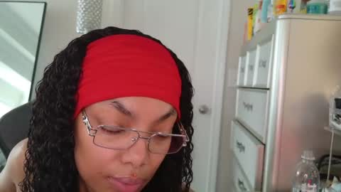 butterfly booty online show from 04-24-26, 02:41