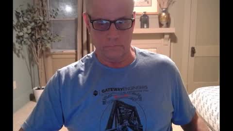 Miles online show from 02-02-25, 01:55