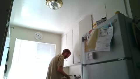 bwcwhiteboy94 online show from 10-28-25, 07:49