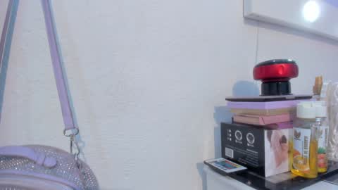 Snapshot of byanca_winklar chatting on 12-02-24, 09:06     online show from 12-02-24, 09:06