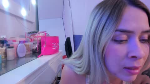 Snapshot of byanca_winklar chatting on 12-08-24, 04:28     online show from 12-08-24, 04:28
