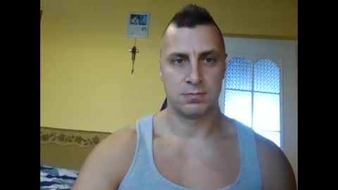 Snapshot of bzykacz1988 chatting on 09-28-25, 09:58 bzykacz1988 online show from 09-28-25, 09:58