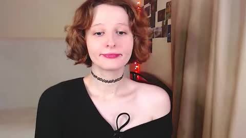 Snapshot of c0ralynx chatting on 10-22-25, 11:54 C0ralynx online show from 10-22-25, 11:54