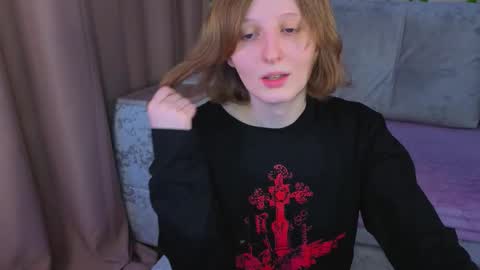 Snapshot of c0ralynx chatting on 01-06-26, 09:13 C0ralynx online show from 01-06-26, 09:13