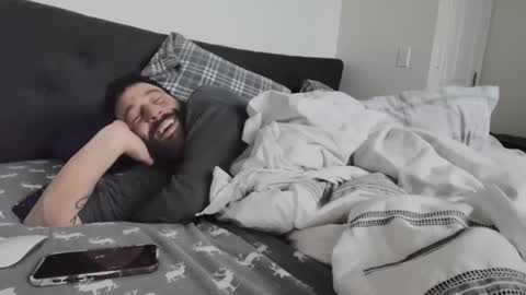 Snapshot of c2cmee chatting on 12-12-24, 08:14 c2cmee online show from 12-12-24, 08:14