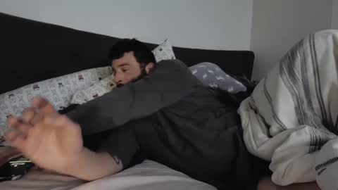 Snapshot of c2cmee chatting on 12-27-24, 11:21 c2cmee online show from 12-27-24, 11:21