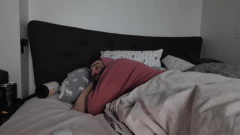 Snapshot of c2cmee chatting on 12-28-24, 05:33 c2cmee online show from 12-28-24, 05:33