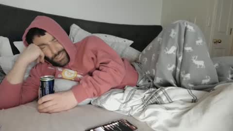 Snapshot of c2cmee chatting on 02-06-25, 06:18 c2cmee online show from 02-06-25, 06:18