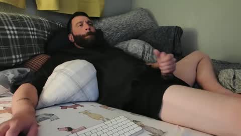 Snapshot of c2cmee chatting on 09-11-25, 05:29 c2cmee online show from 09-11-25, 05:29