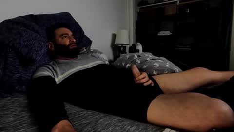 Snapshot of c2cmee chatting on 10-30-25, 01:23 c2cmee online show from 10-30-25, 01:23