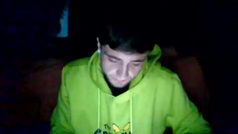 Snapshot of c2cv33x chatting on 12-16-24, 05:33 tu papii online show from 12-16-24, 05:33