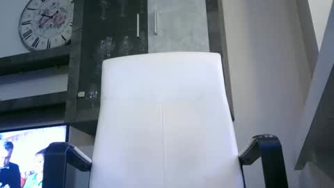 Snapshot of c534963 chatting on 12-15-25, 08:35 supersperm online show from 12-15-25, 08:35