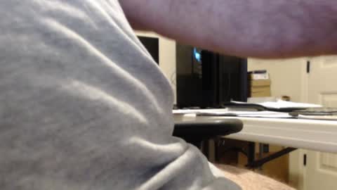 Snapshot of cadman6000 chatting on 12-20-24, 02:27 cadman6000 online show from 12-20-24, 02:27