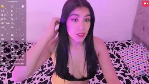 Snapshot of caelisse_cb chatting on 09-29-25, 12:21 caelisse_cb online show from 09-29-25, 12:21