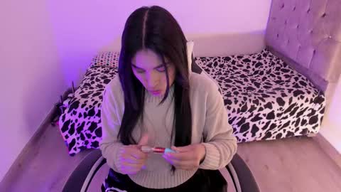 Snapshot of caelisse_cb chatting on 11-05-25, 01:00 caelisse_cb online show from 11-05-25, 01:00