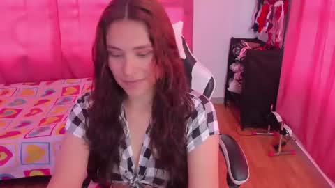caelisse_cb online show from 06-12-26, 05:45