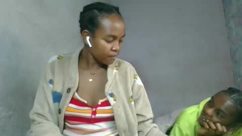 caella98 online show from 05-15-26, 08:49