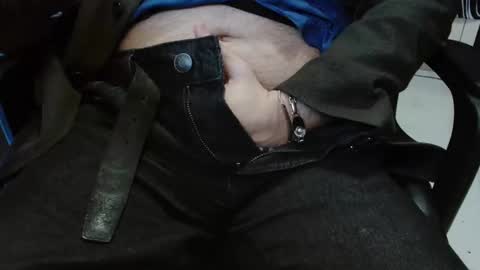 Snapshot of cafetabac chatting on 03-04-25, 07:54 cafetabac online show from 03-04-25, 07:54