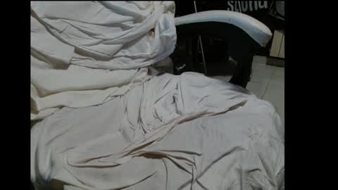 Snapshot of cafetabac chatting on 01-09-26, 09:27 cafetabac online show from 01-09-26, 09:27