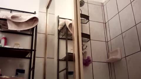 Snapshot of caga_palos chatting on 02-11-26, 09:03 caga_palos online show from 02-11-26, 09:03