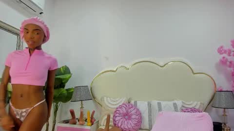 Snapshot of cahitlinbel chatting on 02-13-26, 06:20 Cahitlin online show from 02-13-26, 06:20