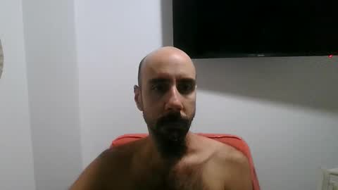 Snapshot of caibra87 chatting on 02-10-26, 01:43 Will caibra find a sugar daddy or sugar mommy online show from 02-10-26, 01:43