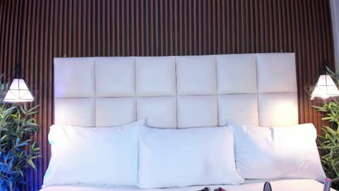 Snapshot of cailynbrowm chatting on 11-12-25, 04:35 CailynBrown online show from 11-12-25, 04:35