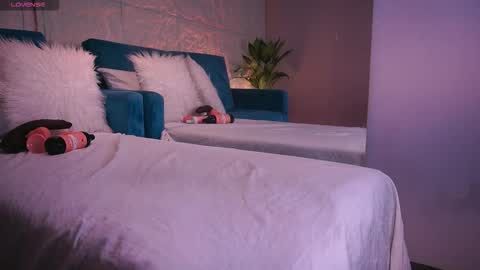 Snapshot of cailynbrowm chatting on 03-03-26, 03:56 CailynBrown online show from 03-03-26, 03:56