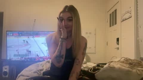 SufferKitty online show from 05-22-26, 01:35
