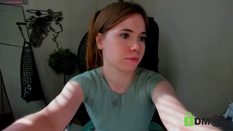 caitlin_c online show from 06-09-26, 05:08