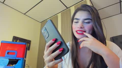 caitlingomez0 online show from 02-02-26, 12:26