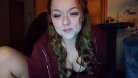 Caity online show from 11-08-25, 02:23