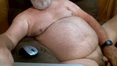 Snapshot of cajungrey75 chatting on 01-13-26, 06:02 cajungrey online show from 01-13-26, 06:02