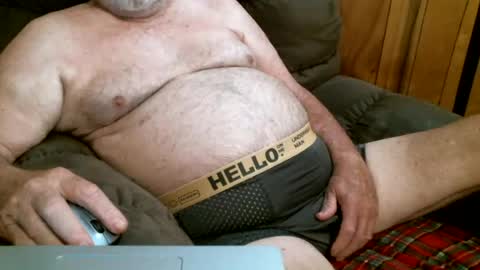 Snapshot of cajungrey75 chatting on 07-18-26, 12:09 cajungrey online show from 07-18-26, 12:09