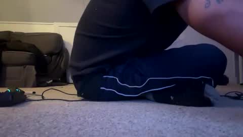 Snapshot of cakezoverfakez chatting on 11-14-25, 06:01 longjohns online show from 11-14-25, 06:01