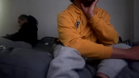 Snapshot of cakezoverfakez chatting on 11-18-25, 12:27 longjohns online show from 11-18-25, 12:27