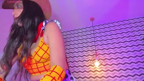 Calanthe  online show from 03-08-25, 03:17