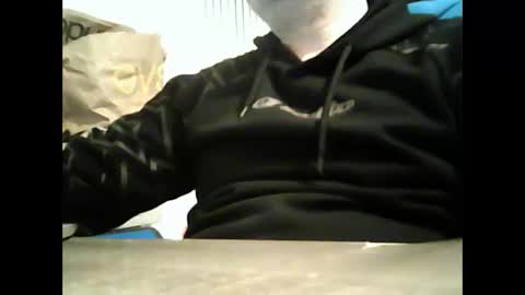 Snapshot of caldoski chatting on 11-19-25, 05:51 caldoski online show from 11-19-25, 05:51