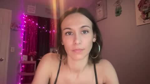 calibarbie24 online show from 10-30-25, 05:13