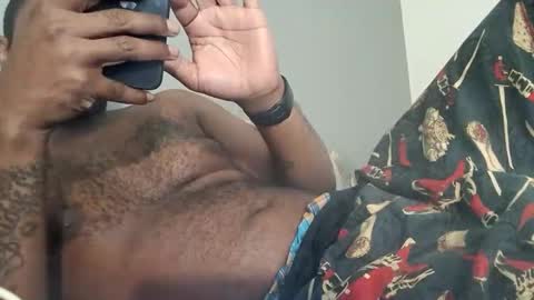 Snapshot of caliclysm12 chatting on 10-08-25, 11:02 Caliclysm online show from 10-08-25, 11:02