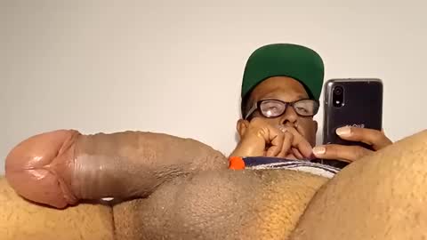 Snapshot of calidickfoshow chatting on 01-25-25, 03:41 Hugh joh Meathammer online show from 01-25-25, 03:41