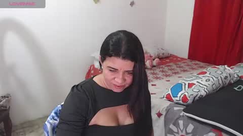 Snapshot of caliente_in_passion chatting on 07-06-26, 12:51 caliente_in_passion online show from 07-06-26, 12:51