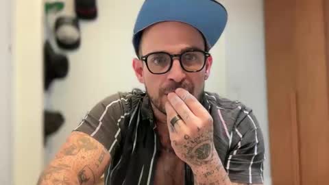 CaliforniaBrazilian online show from 06-09-26, 03:07